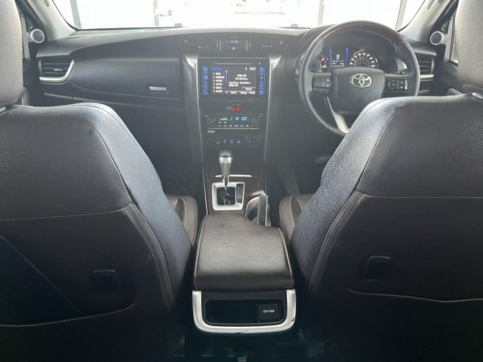 2015 Toyota Fortuner Crusade GUN156R 4X4 Dual Range Nebula Blue