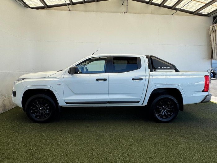2025 Mitsubishi Triton GLX-R
