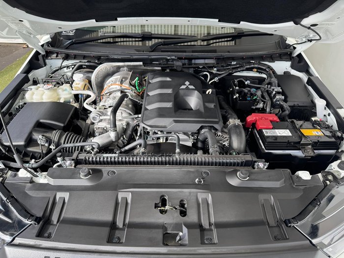 2025 Mitsubishi Triton GLX-R