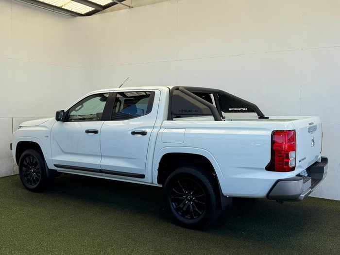 2025 Mitsubishi Triton GLX-R