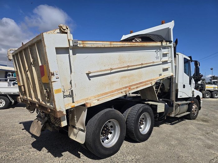 2015 Iveco Powerstar 6400