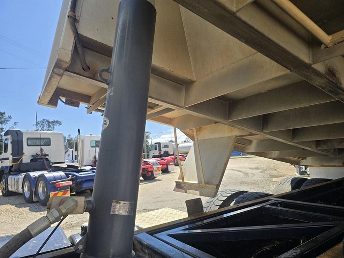 2015 Iveco Powerstar 6400