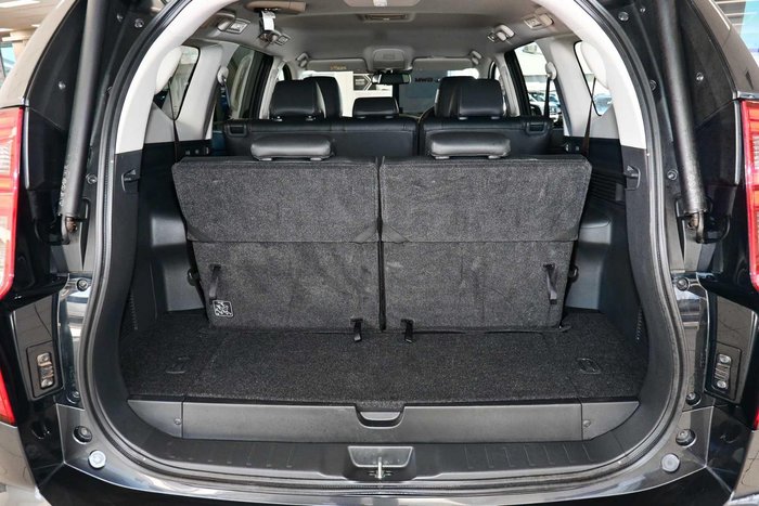 2024 Mitsubishi Pajero Sport GLS