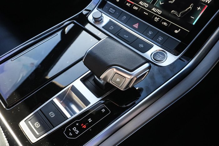 2022 Audi Q7 55 TFSI S line