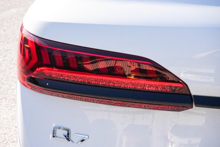 2022 Audi Q7 55 TFSI S line