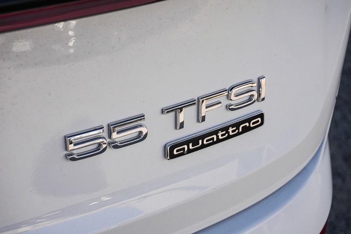 2022 Audi Q7 55 TFSI S line