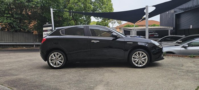 2017 Alfa Romeo Giulietta Super Series 2 Alfa Black