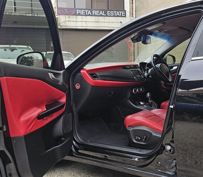 2017 Alfa Romeo Giulietta Super Series 2 Alfa Black