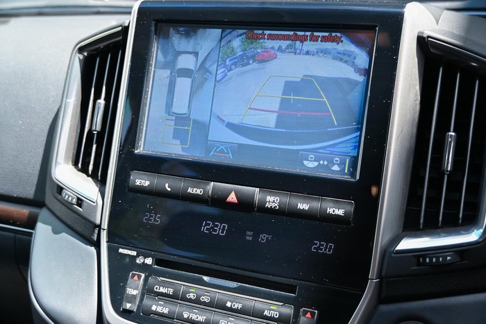 2018 Toyota Landcruiser VX