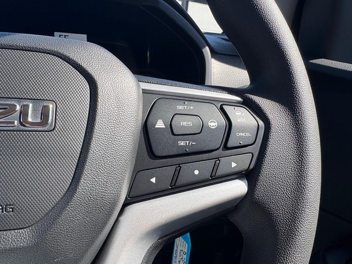 2025 Isuzu D-MAX SX High Ride