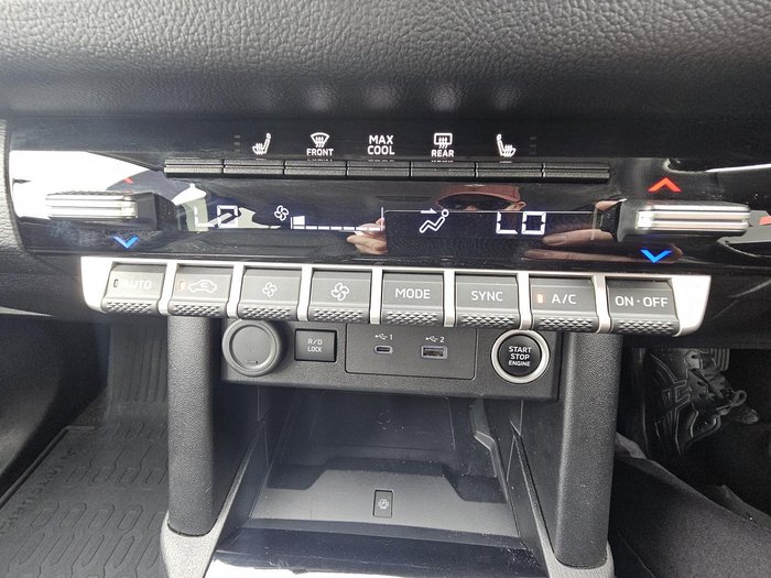 2023 Mitsubishi Triton GLS