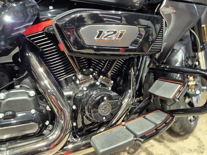 2025 Harley-Davidson CVO Road Glide 121 (FLTRXSE) Touring