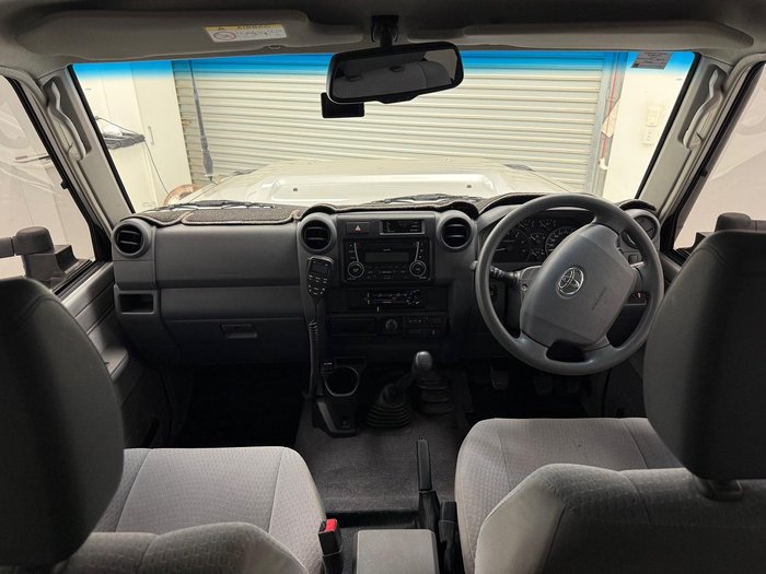 2018 Toyota Landcruiser GXL VDJ79R 4X4 Dual Range Silver Pearl