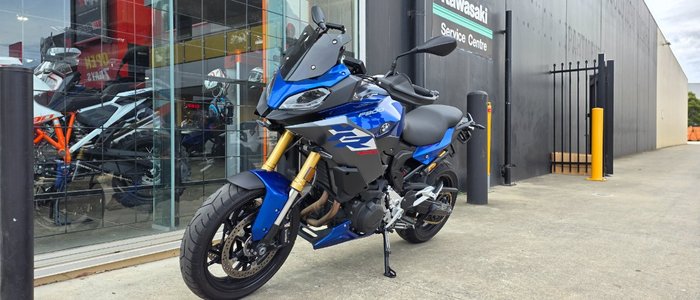 2024 BMW Motorrad F 900 XR SPORT BLUE