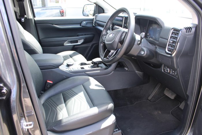 2025 Ford Everest Trend