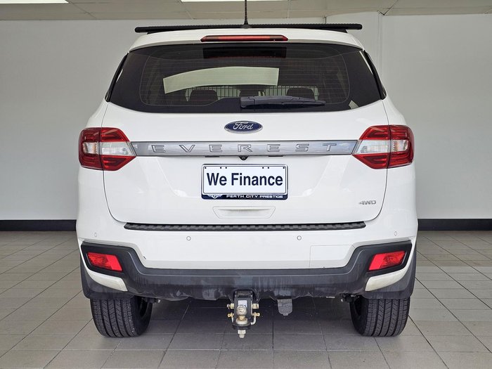 2021 Ford Everest Ambiente