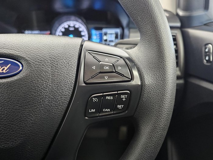 2021 Ford Everest Ambiente