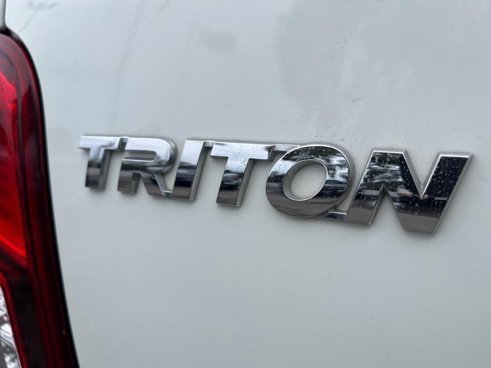 2023 Mitsubishi Triton GLX+