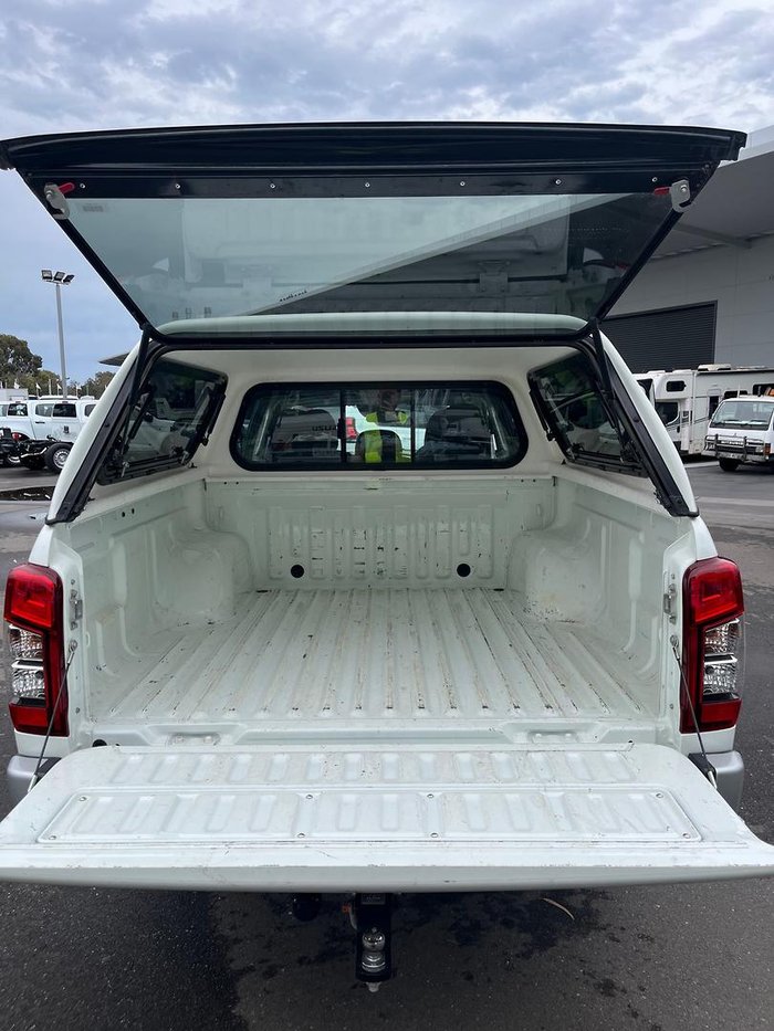 2023 Mitsubishi Triton GLX+