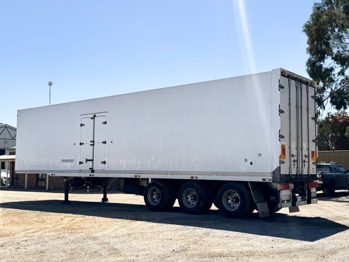 1997 FTE 22 Pallet Triaxle Fridge Van **Roadtrain**