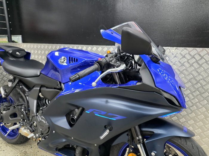 2023 Yamaha YZF-R7LA BLUE