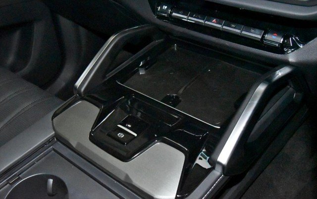 2024 LDV D90 Executive