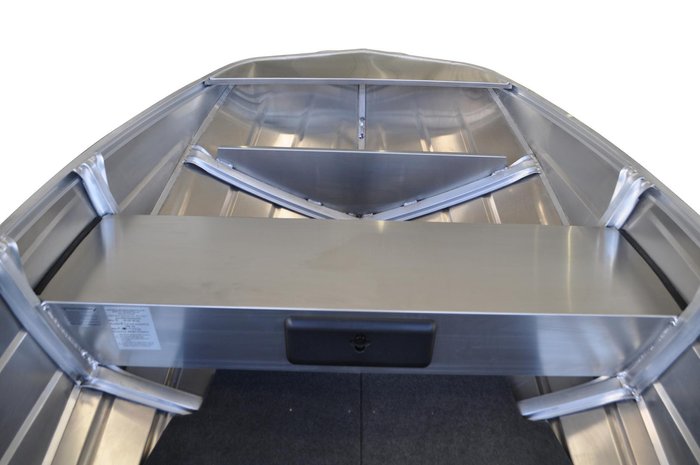 2024 Stacer 379 Territory Striker