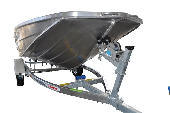 2024 Stacer 379 Territory Striker