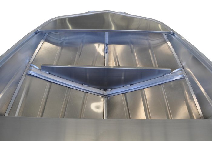 2024 Stacer 379 Territory Striker