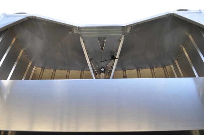 2024 Stacer 379 Territory Striker