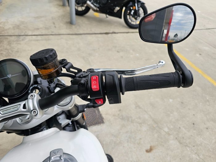 2024 Triumph BONNEVILLE SPEED TWIN 1200 White