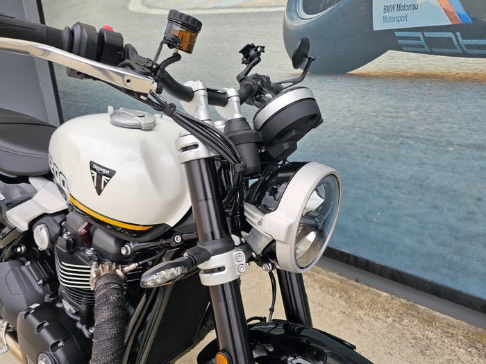 2024 Triumph BONNEVILLE SPEED TWIN 1200 White