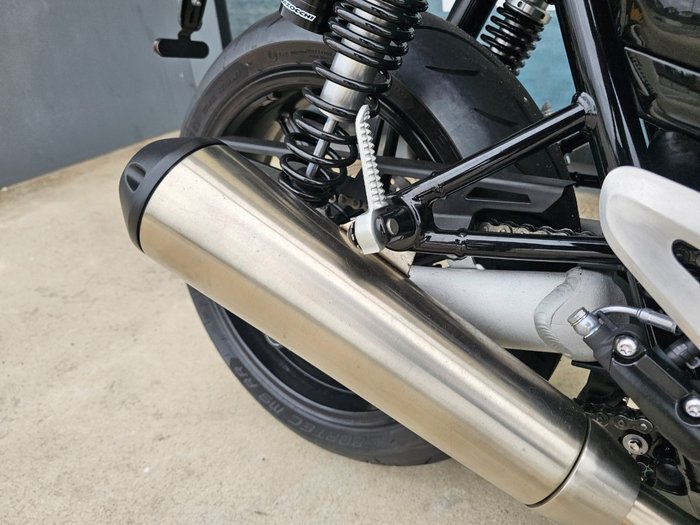 2024 Triumph BONNEVILLE SPEED TWIN 1200 White
