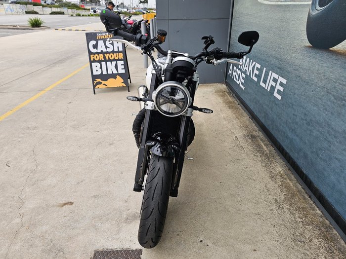2024 Triumph BONNEVILLE SPEED TWIN 1200 White