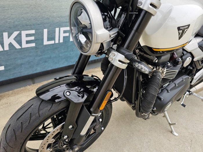 2024 Triumph BONNEVILLE SPEED TWIN 1200 White
