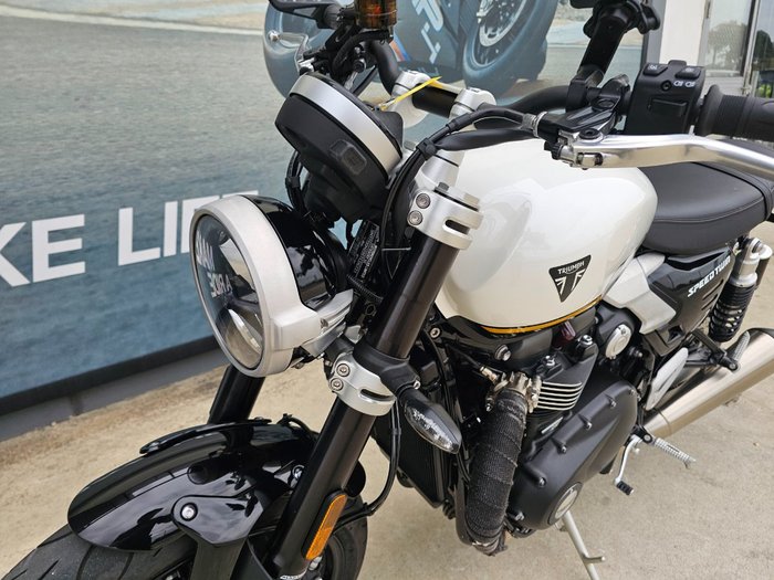 2024 Triumph BONNEVILLE SPEED TWIN 1200 White