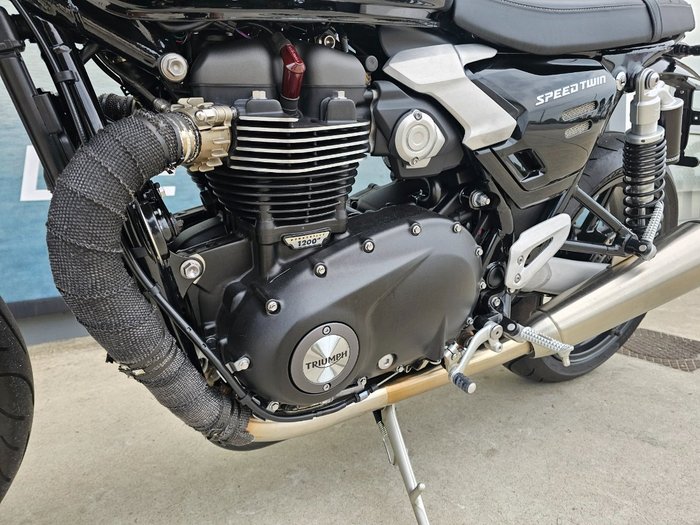 2024 Triumph BONNEVILLE SPEED TWIN 1200 White
