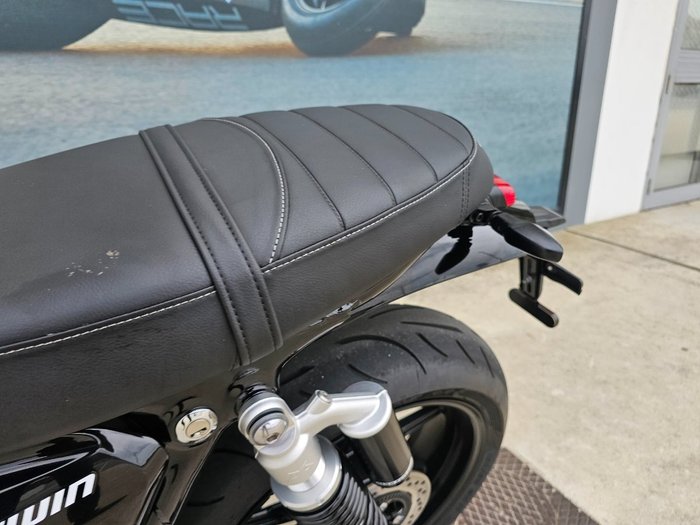2024 Triumph BONNEVILLE SPEED TWIN 1200 White