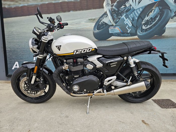 2024 Triumph BONNEVILLE SPEED TWIN 1200 White