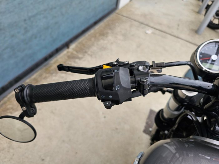 2019 ROYAL ENFIELD (SEE ALSO ENFIEL INTERCEPTOR 650 CLASSIC Silver