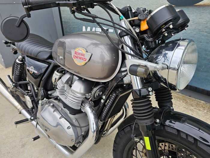 2019 ROYAL ENFIELD (SEE ALSO ENFIEL INTERCEPTOR 650 CLASSIC Silver