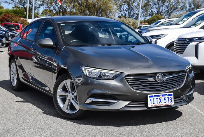 2018 Holden Commodore LT