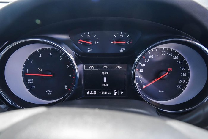 2018 Holden Commodore LT