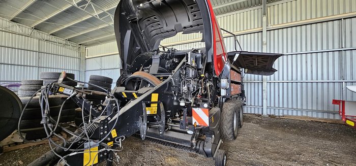 2020 CASE IH Lb 434Xl Large Square Baler
