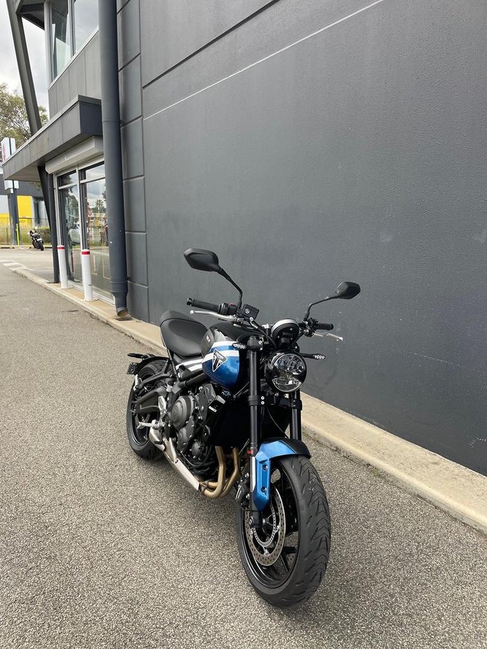 2025 Triumph Trident 660 Trident Blue