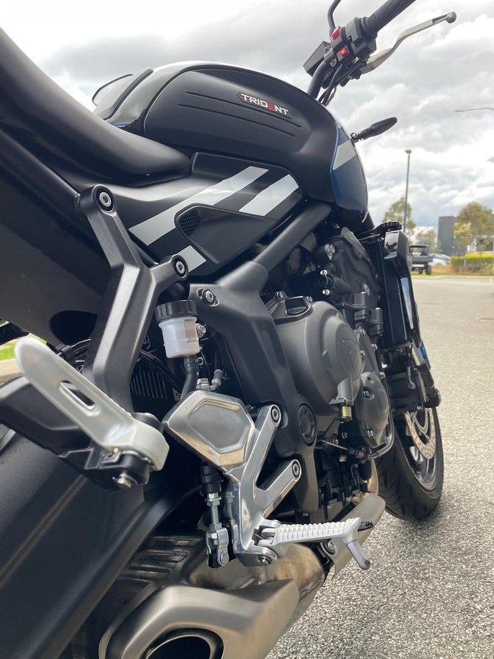 2025 Triumph Trident 660 Trident Blue