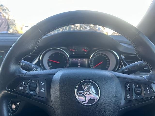 2018 Holden Commodore LT