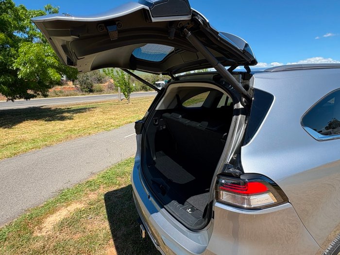 2021 Isuzu MU-X LS-T