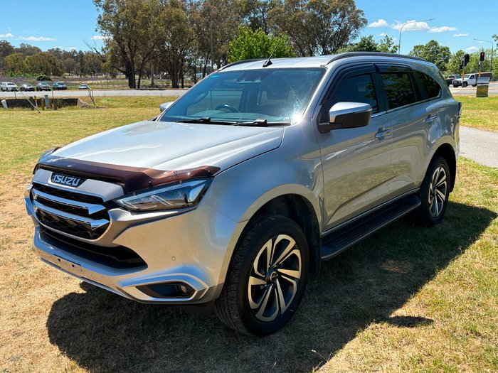 2021 Isuzu MU-X LS-T