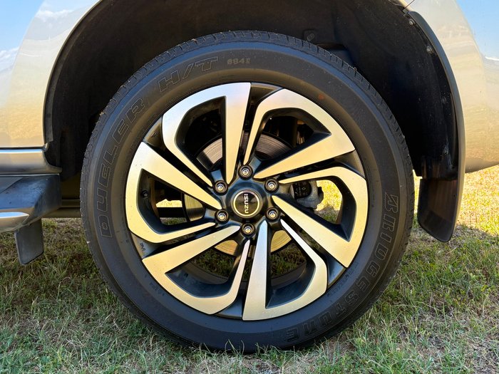 2021 Isuzu MU-X LS-T